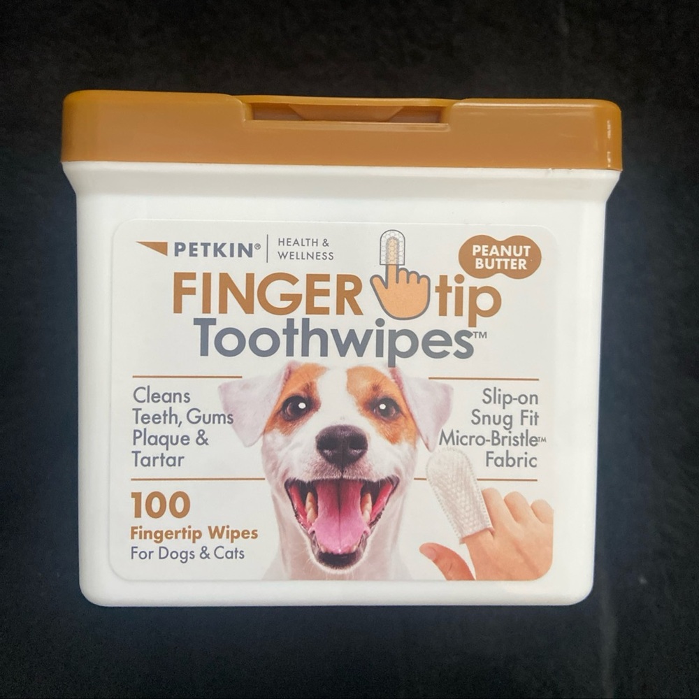 Peanut Butter Fingertip Toothwipes for Dogs & Cats